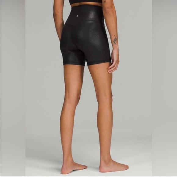 Lululemon Align High-Rise Bike Shorts Shine
Radiate Foil Print Black Sparkle - Picture 2 of 12